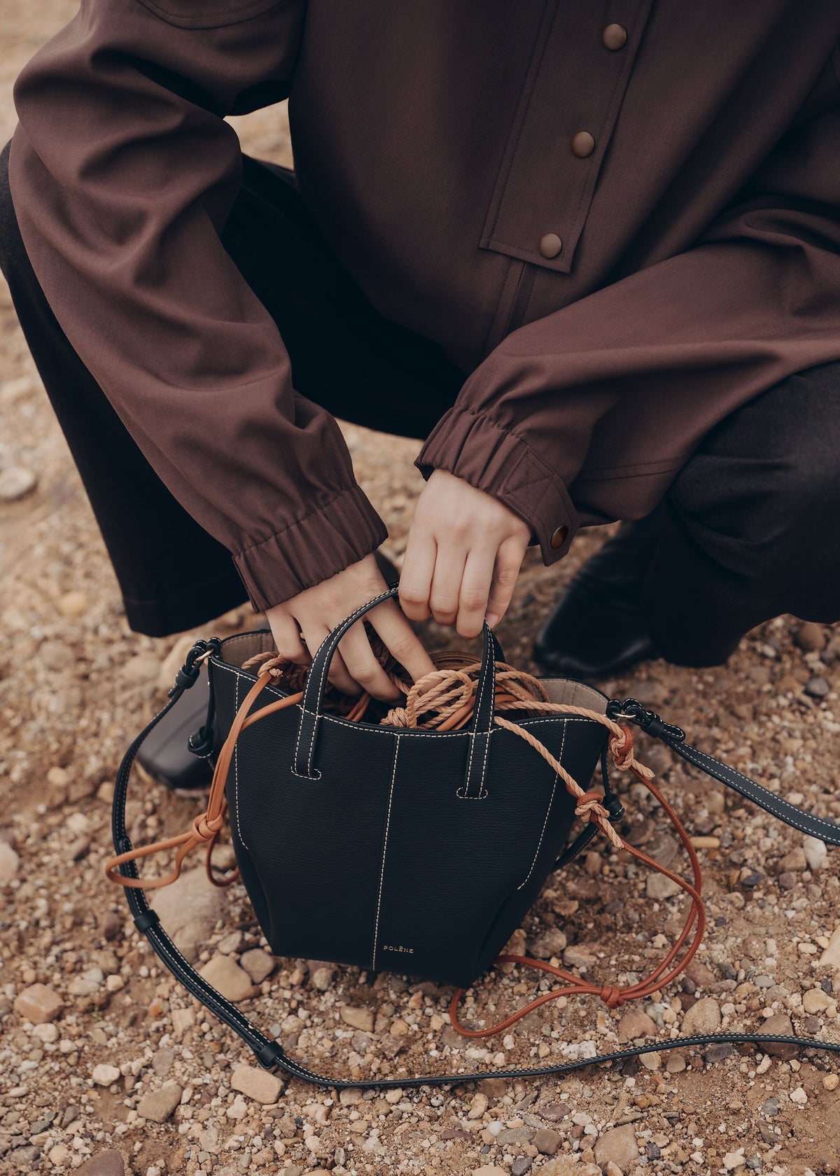 Cyme Tote Nano - Textured Black with Ecru Stitching
